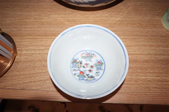 A Chinese bowl and a Chinese Imari bowl largest diameter 28cm